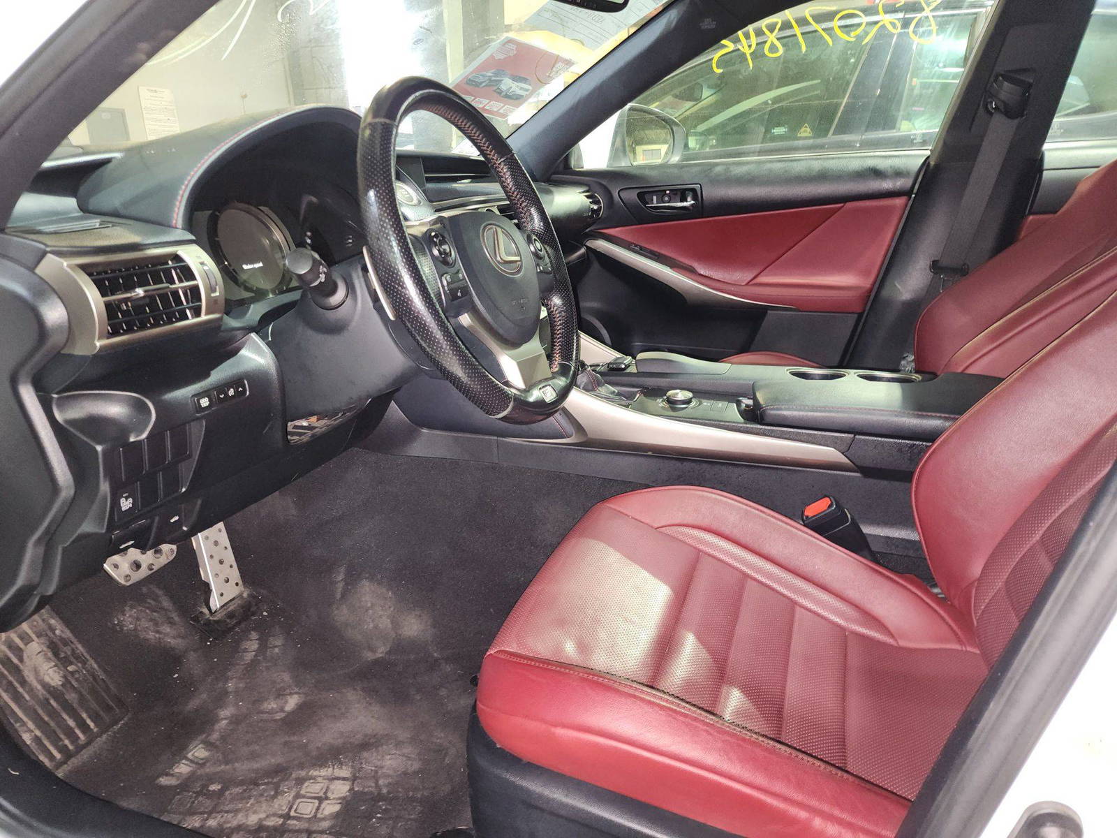 2016 LEXUS IS 300 — 125029 Miles — Lot 82071845 — Al Quoz - Marhaba Auctions Used Cars - Image 8