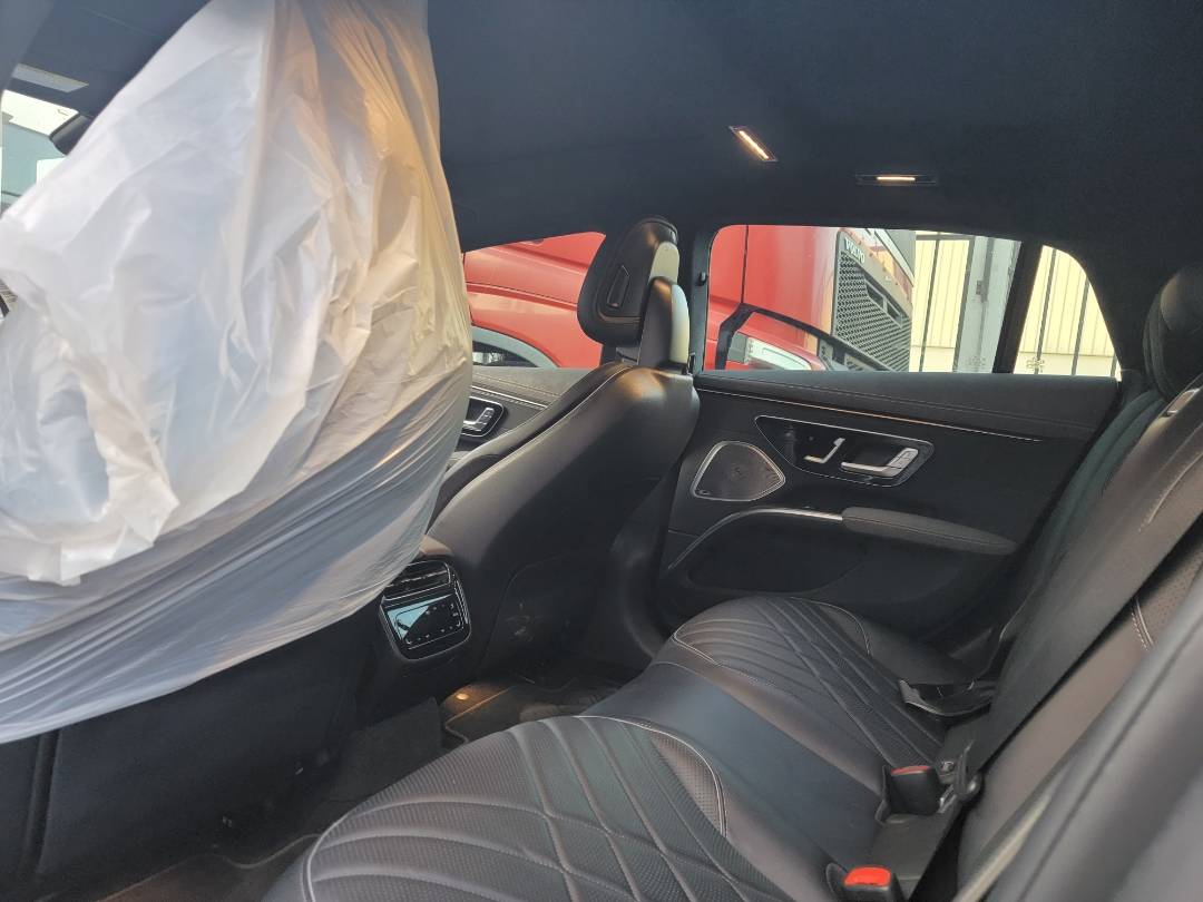 2022 MERCEDES BENZ EQS 450 — 18504 Miles — Lot A005165 — Main - Marhaba Auctions Used Cars - Image 9