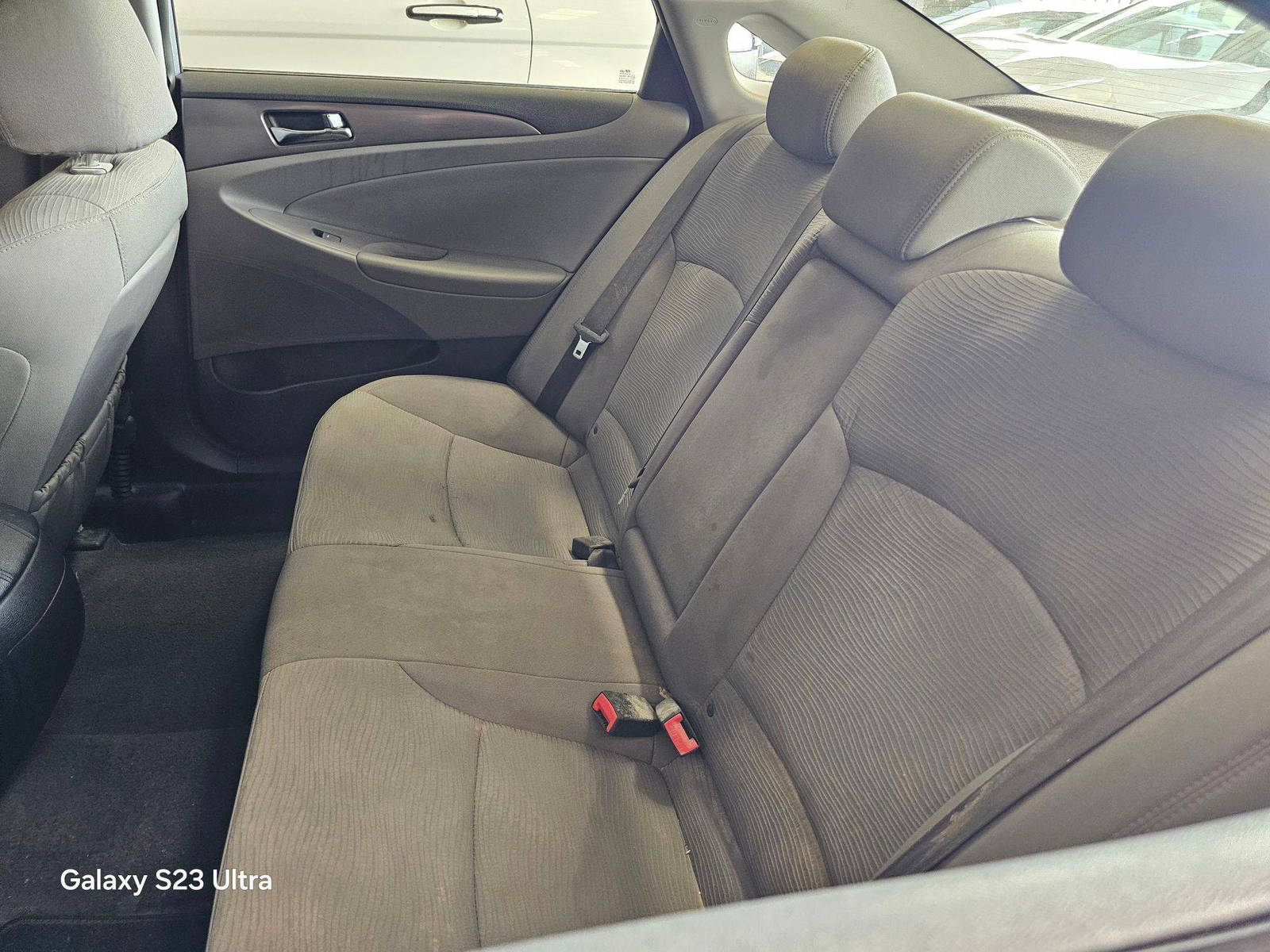2015 HYUNDAI SONATA — 84065 Miles — Lot 7FA135173 — Main - Marhaba Auctions Used Cars - Image 9