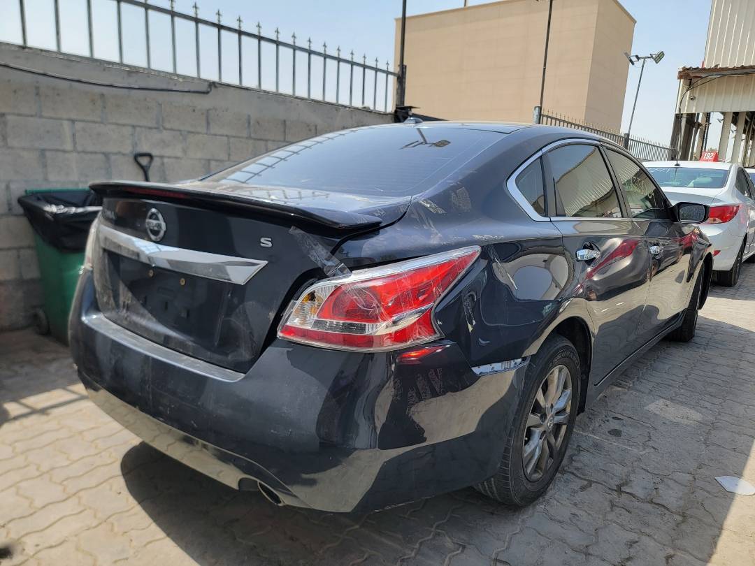 2015 NISSAN ALTIMA — 140057 Miles — Lot 247426 — Main - Marhaba Auctions Used Cars - Image 10
