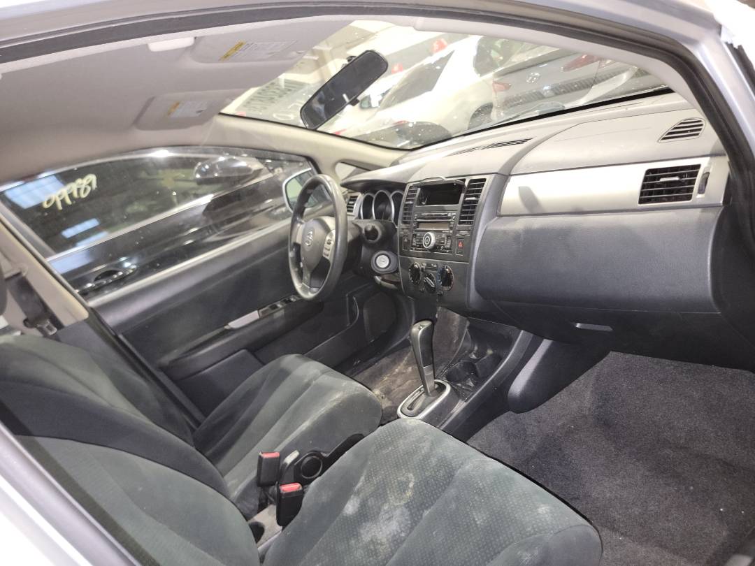 2011 NISSAN VERSA — 176359 Miles — Lot 73324873 - Marhaba Auctions Used Cars - Image 6