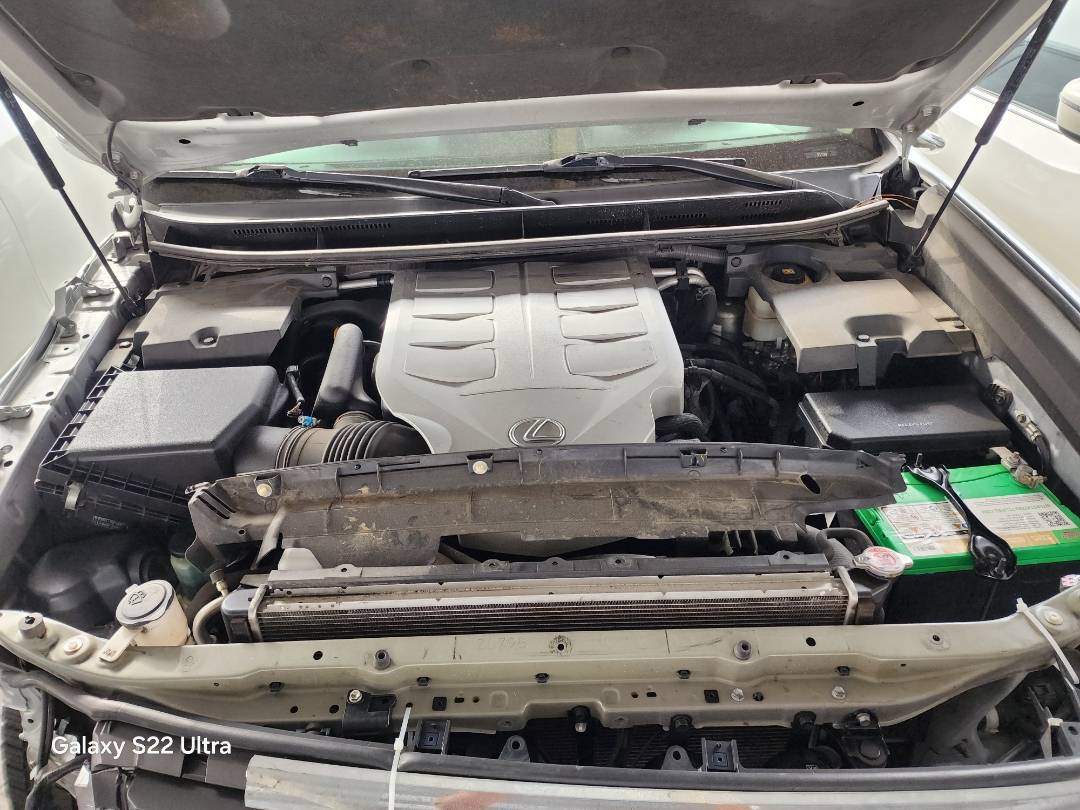 2019 LEXUS GX 460 — 109668 Miles — Lot 38859005 — Souq - Marhaba Auctions Used Cars - Image 3