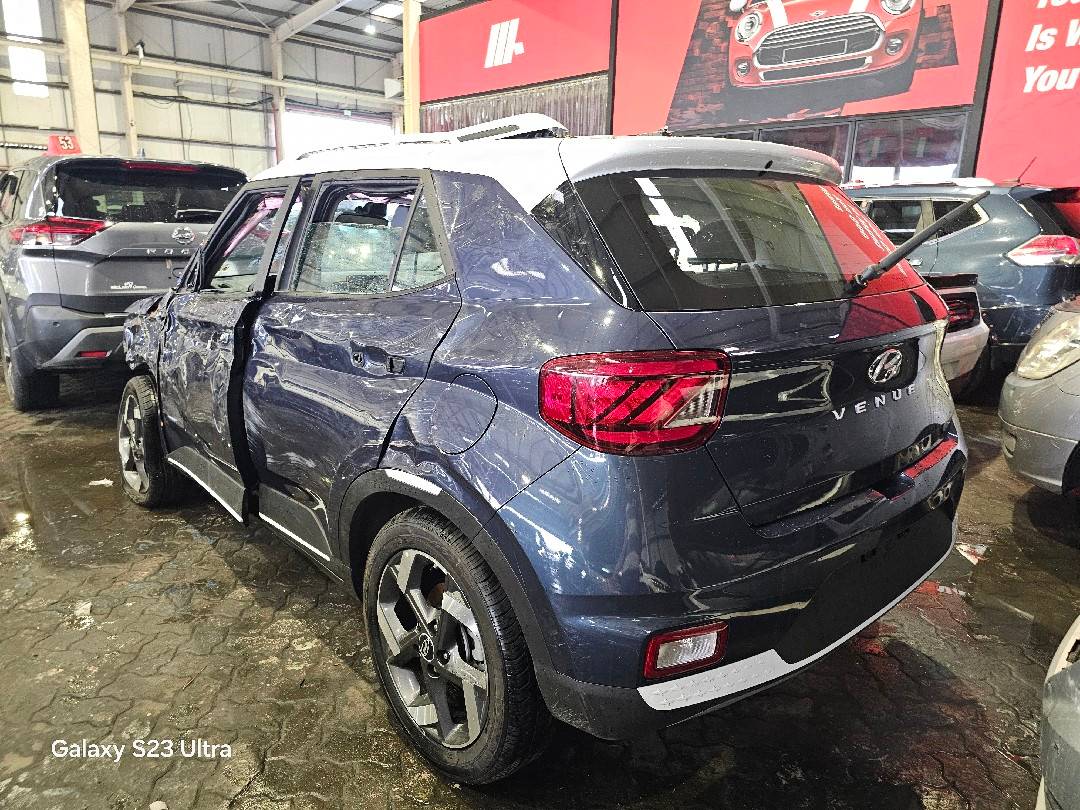 HYUNDAI VENUE SEL