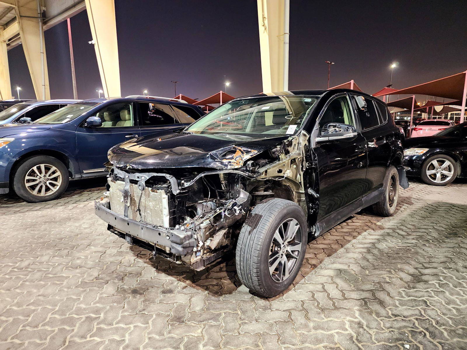 2018 TOYOTA RAV4 — 77875 Miles — Lot W788407 — Souq - Marhaba Auctions Used Cars - Image 4