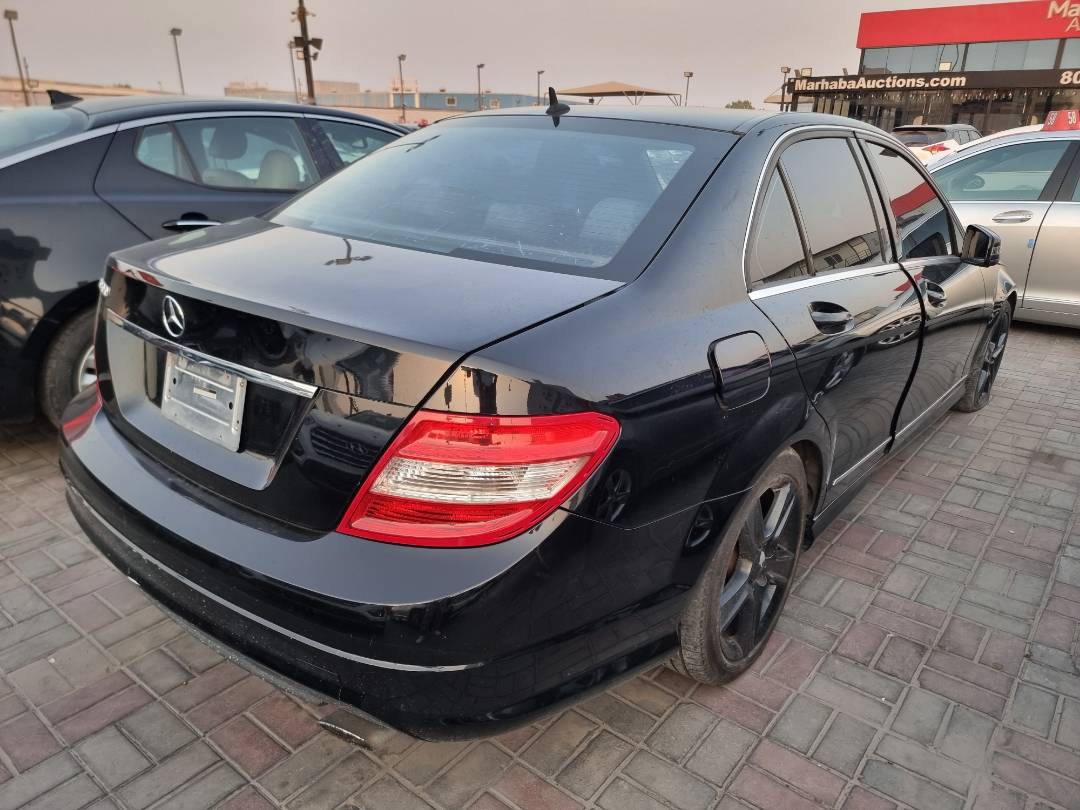 2011 MERCEDES BENZ C300 — 158877 Miles — Lot 155906 — Ind. 12 - Marhaba Auctions Used Cars - Image 5