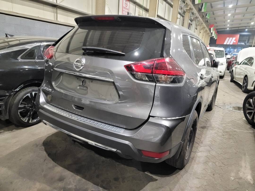 2018 NISSAN ROGUE — 134578 Miles — Lot 42580792 — Main - Marhaba Auctions Used Cars - Image 4