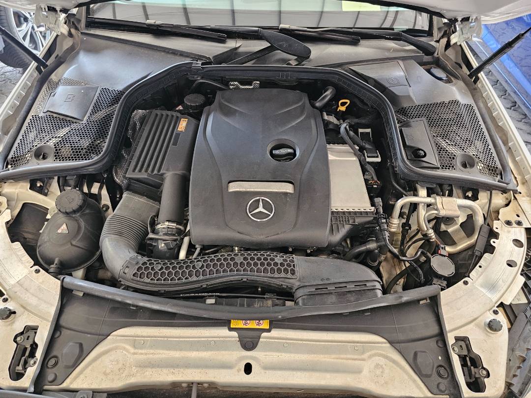2017 MERCEDES BENZ C300 — 111011 Miles — Lot HR251562 — Main - Marhaba Auctions Used Cars - Image 10