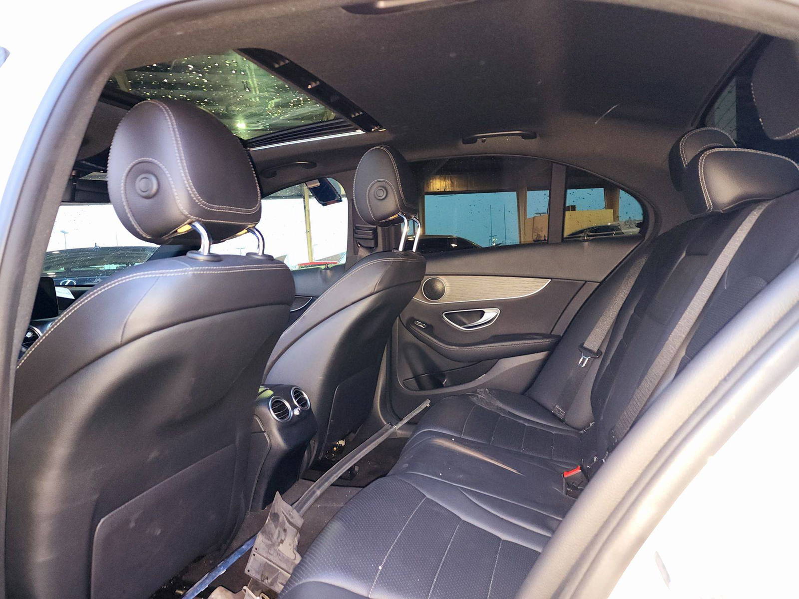 2019 MERCEDES BENZ C300 — 38315 Miles — Lot 3KU314392 — Souq - Marhaba Auctions Used Cars - Image 6