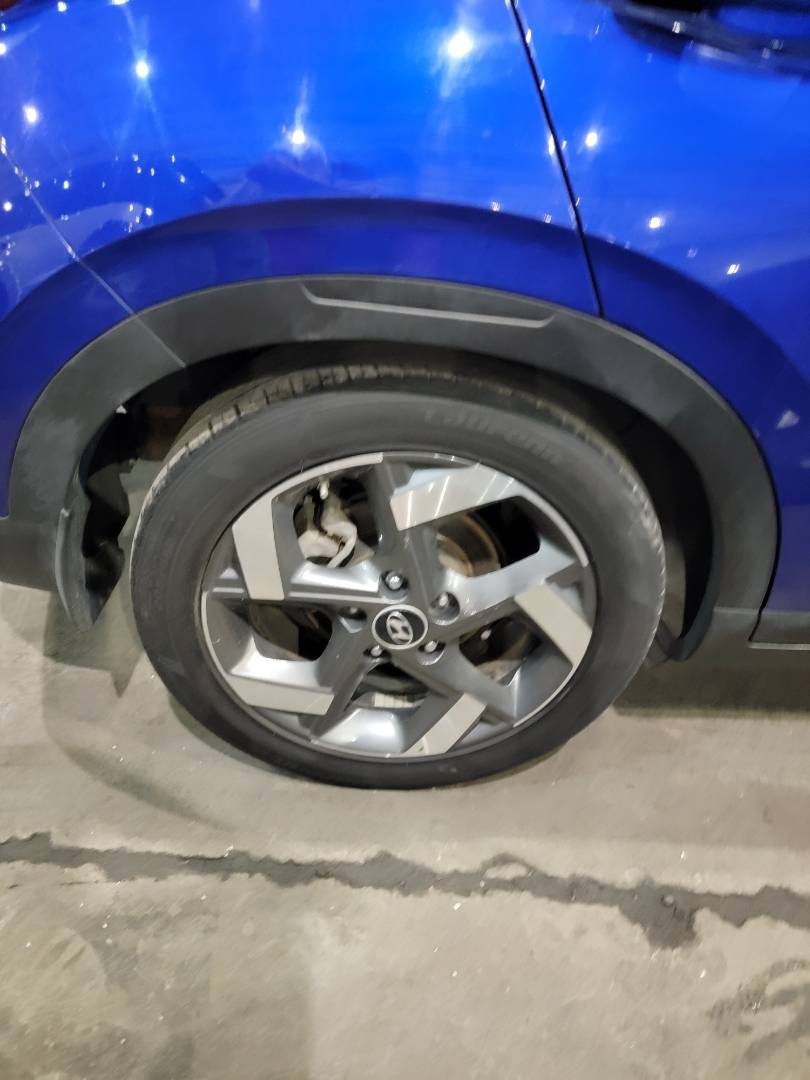2022 HYUNDAI VENUE SEL — 100585 Miles — Lot NU201649 — Main - Marhaba Auctions Used Cars - Image 8