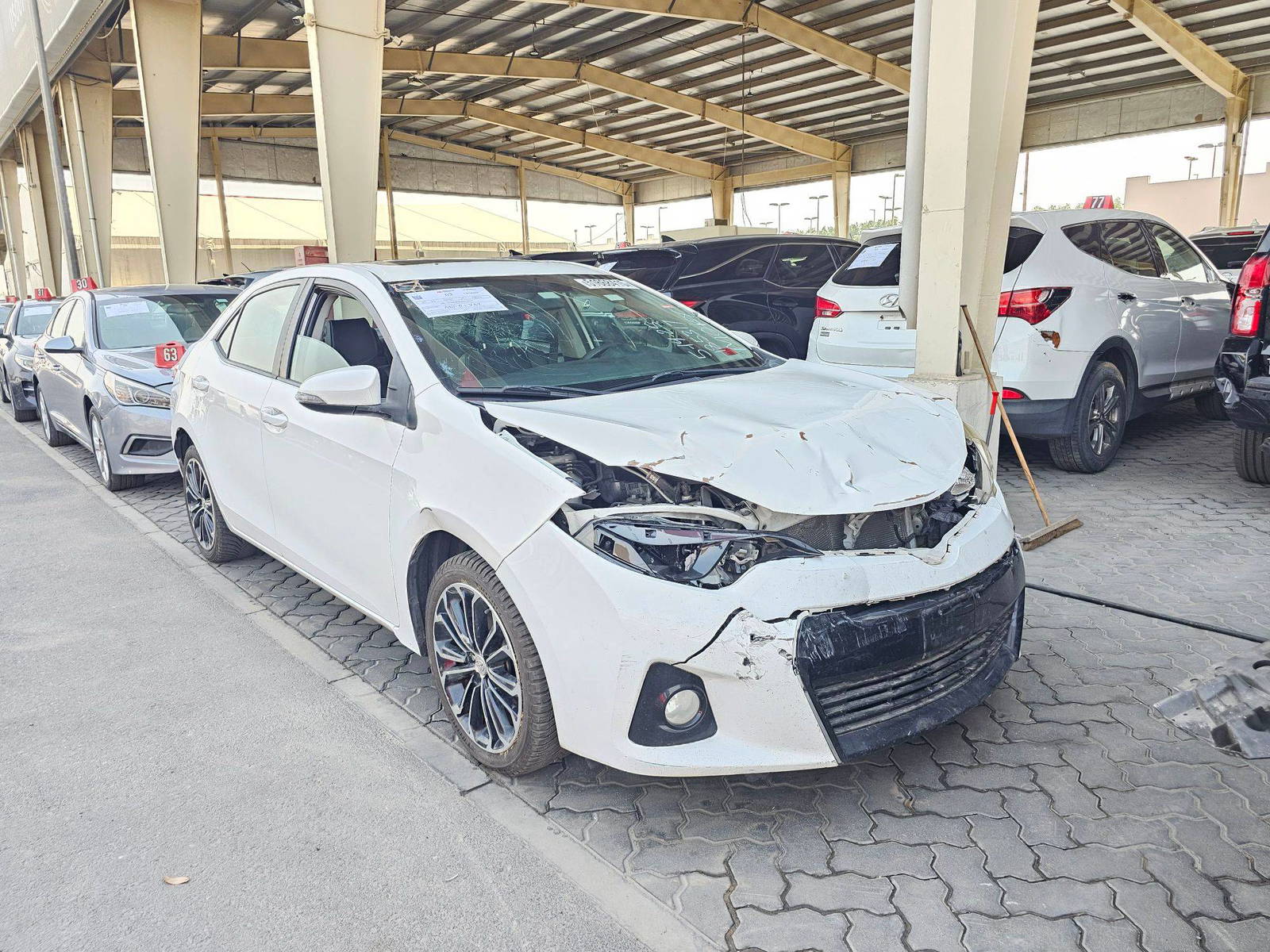 2015 TOYOTA COROLLA — 137428 Miles — Lot P185317 — Souq - Marhaba Auctions Used Cars - Image 5