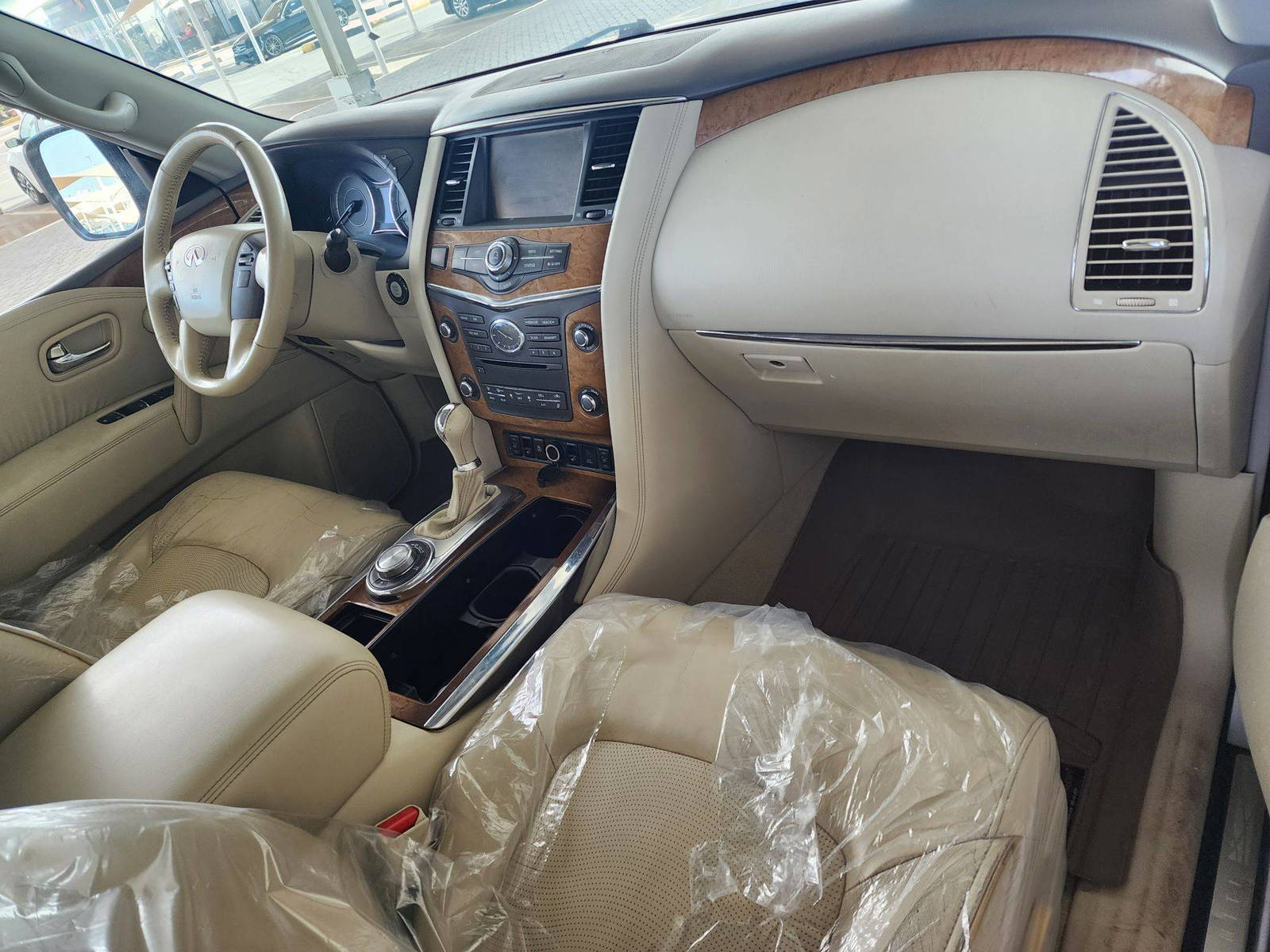 2014 INFINITI QX80 — 204991 Miles — Lot 063845 - Marhaba Auctions Used Cars - Image 5