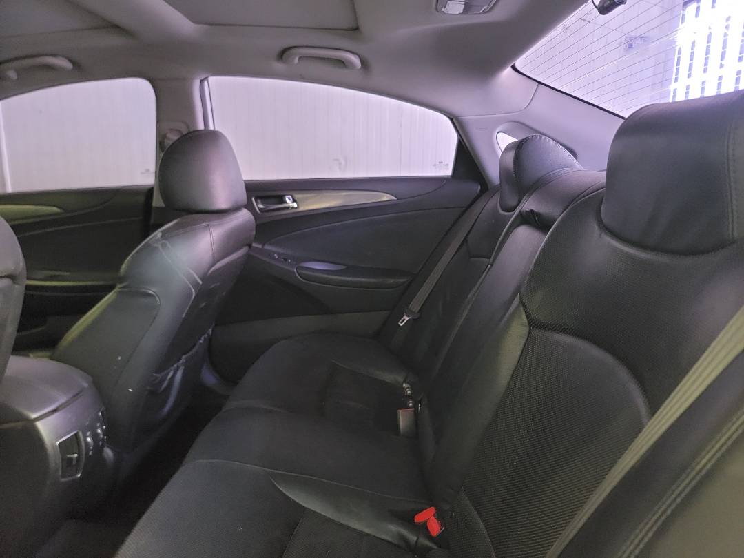 2014 HYUNDAI SONATA — 272037 KM — Lot 068164 — Main - Marhaba Auctions Used Cars - Image 7