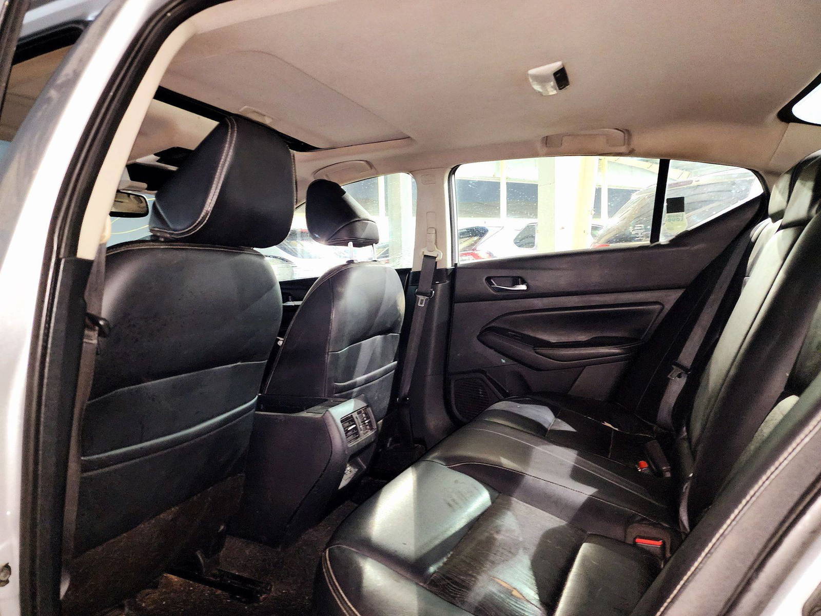 2019 NISSAN ALTIMA — 168922 Miles — Lot 6KC173217 — Souq - Marhaba Auctions Used Cars - Image 6
