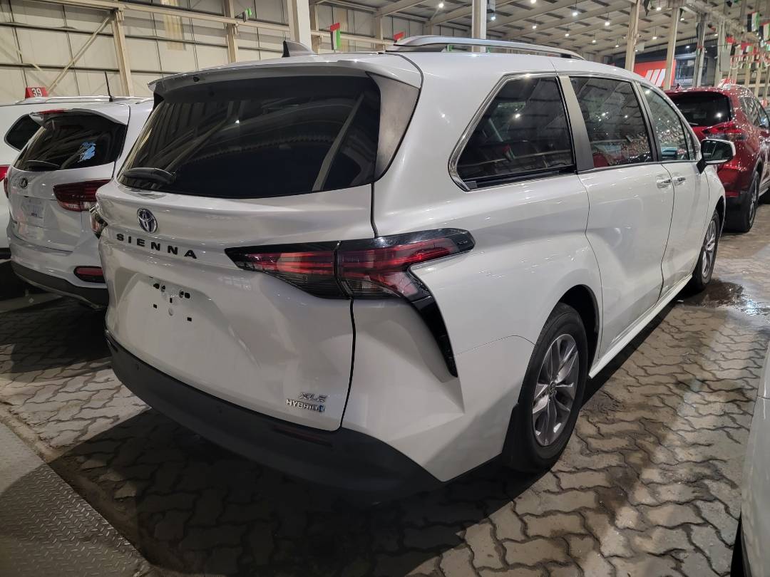 2022 TOYOTA SIENNA — 18305 Miles — Lot S077347 — Main - Marhaba Auctions Used Cars - Image 5