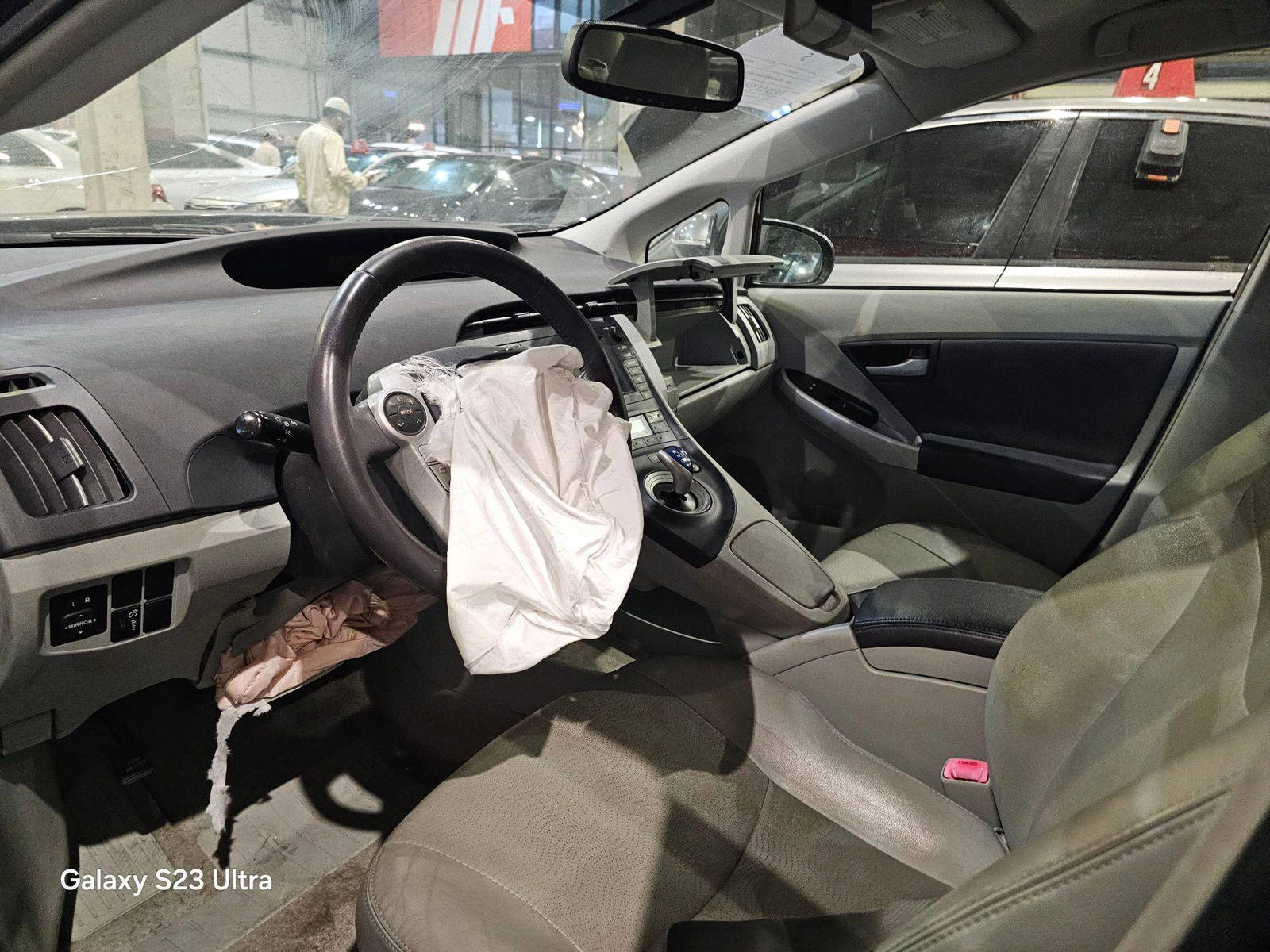 2010 TOYOTA PRIUS — 187089 Miles — Lot 92261665 — Main - Marhaba Auctions Used Cars - Image 8