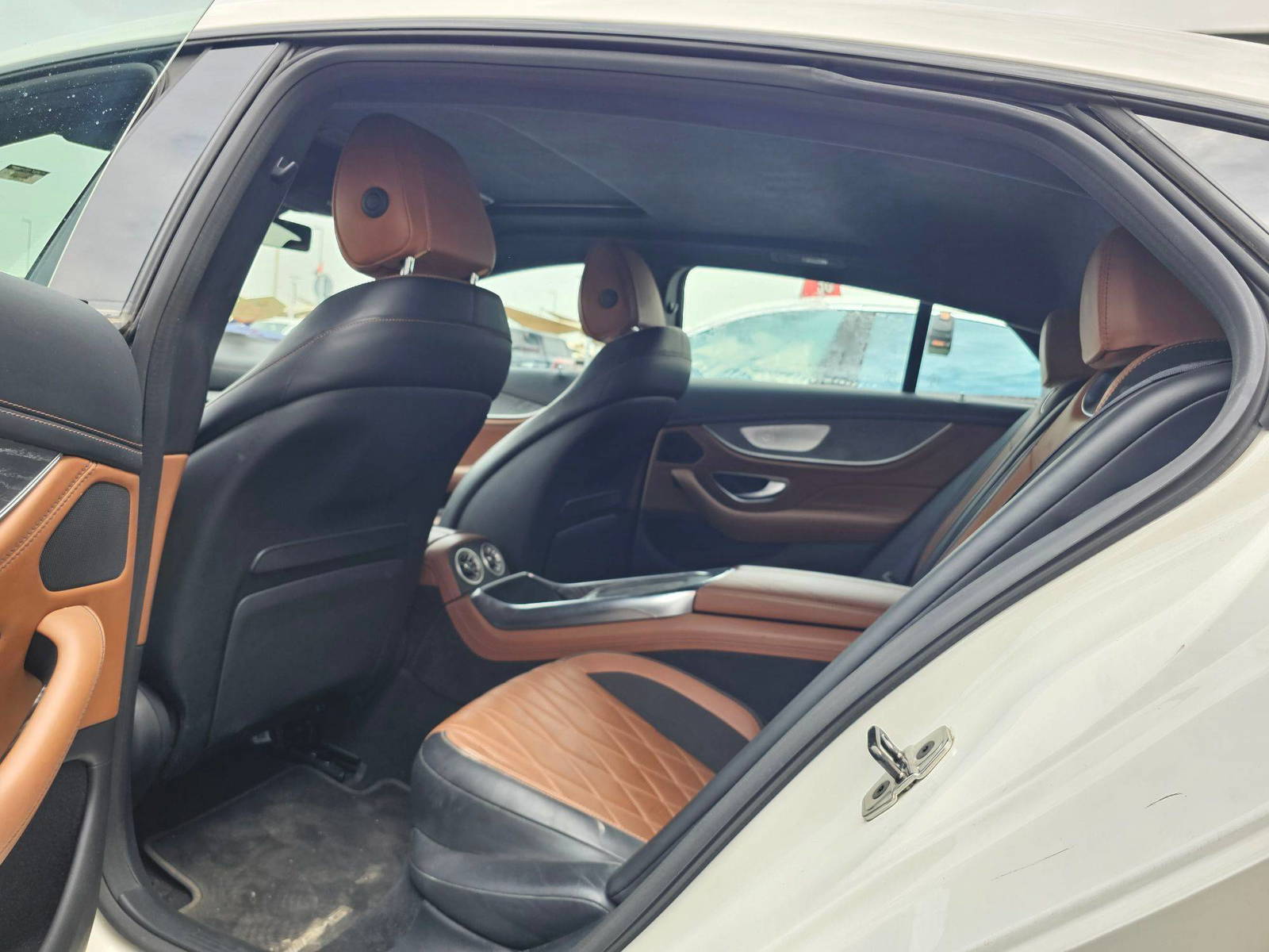 MERCEDES BENZ AMG GT 43 2021 - Marhaba Auction Used Cars - Image 8