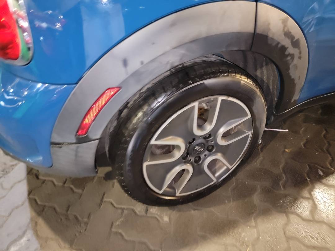 2012 MINI COOPER COUNTRYMAN — 179081 Miles — Lot 37667881 - Marhaba Auctions Used Cars - Image 5