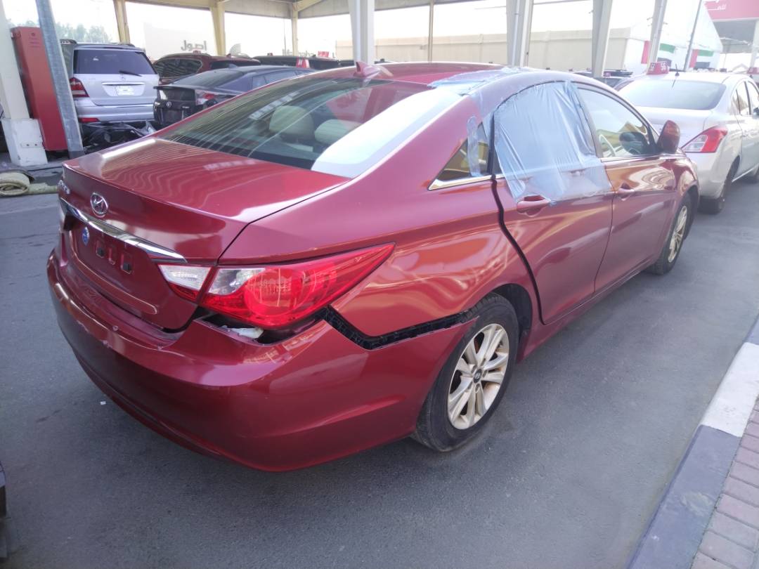 2013 HYUNDAI SONATA — 126535 Miles — Lot 58026823 - Marhaba Auctions Used Cars - Image 4