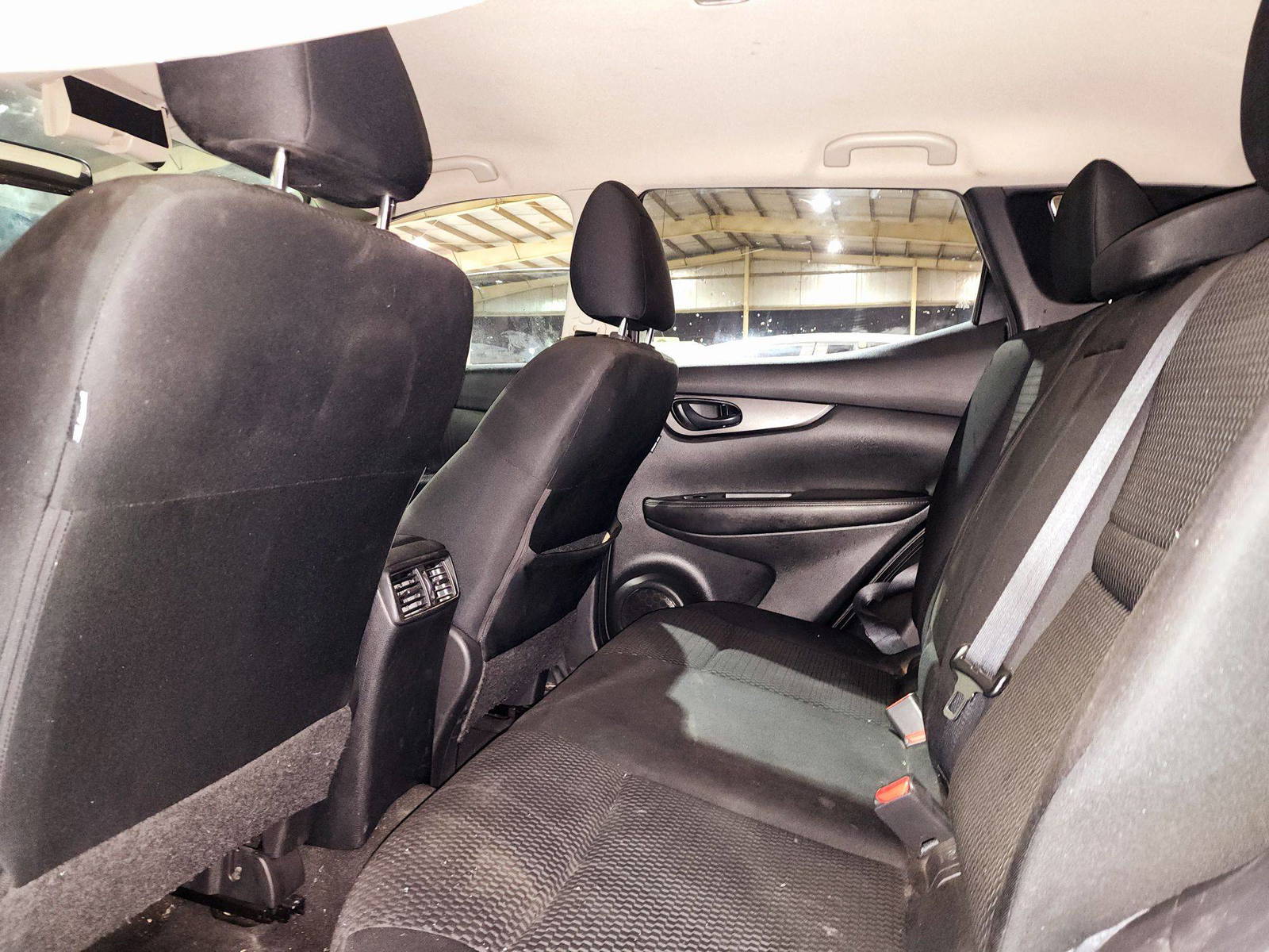 2018 NISSAN ROGUE SPORTS — 127636 Miles — Lot 75102674 — Souq - Marhaba Auctions Used Cars - Image 6