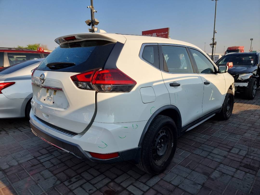 2018 NISSAN ROGUE — 70111 Miles — Lot 1234578 — Ind. 12 - Marhaba Auctions Used Cars - Image 4