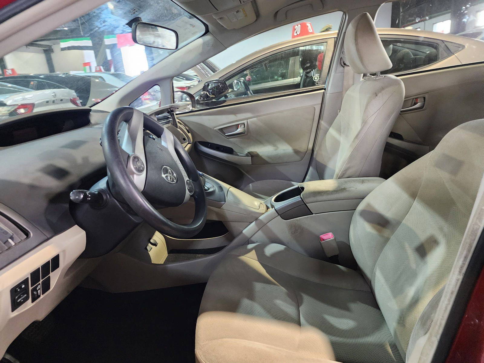 2012 TOYOTA PRIUS — 215209 Miles — Lot 1511290 — Al Quoz - Marhaba Auctions Used Cars - Image 9