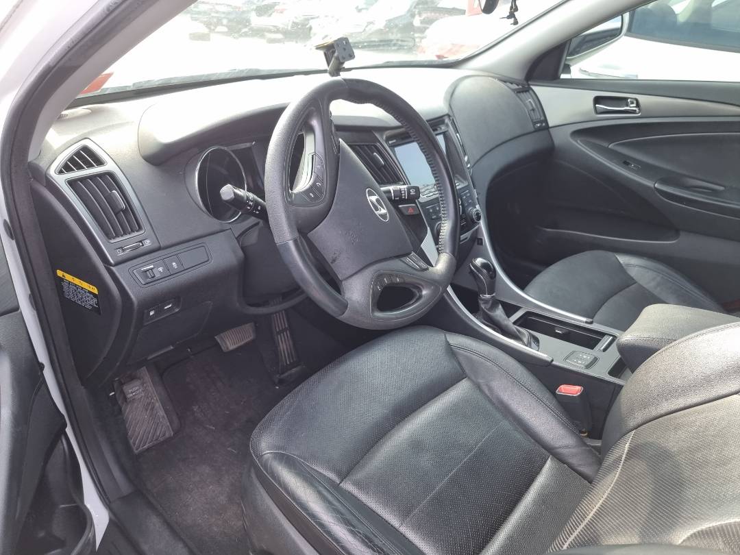 HYUNDAI SONATA 2012 - Marhaba Auction Used Cars - Image 7