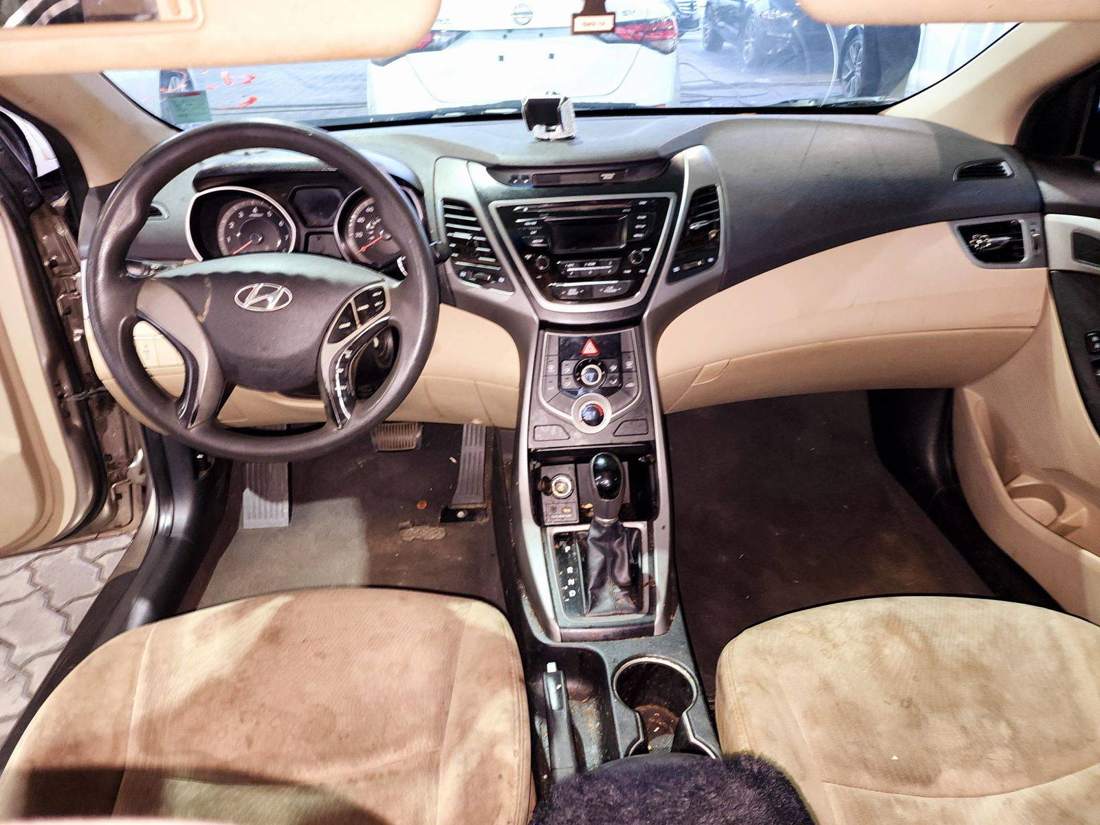 2015 HYUNDAI ELANTRA — 179515 Miles — Lot 51323 — Souq - Marhaba Auctions Used Cars - Image 7