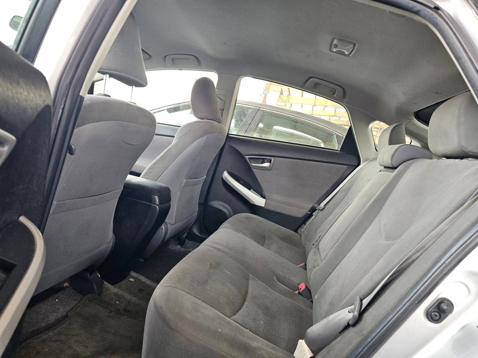 2012 TOYOTA PRIUS — 153139 Miles — Lot 0C5411608 — Souq - Marhaba Auctions Used Cars - Image 6
