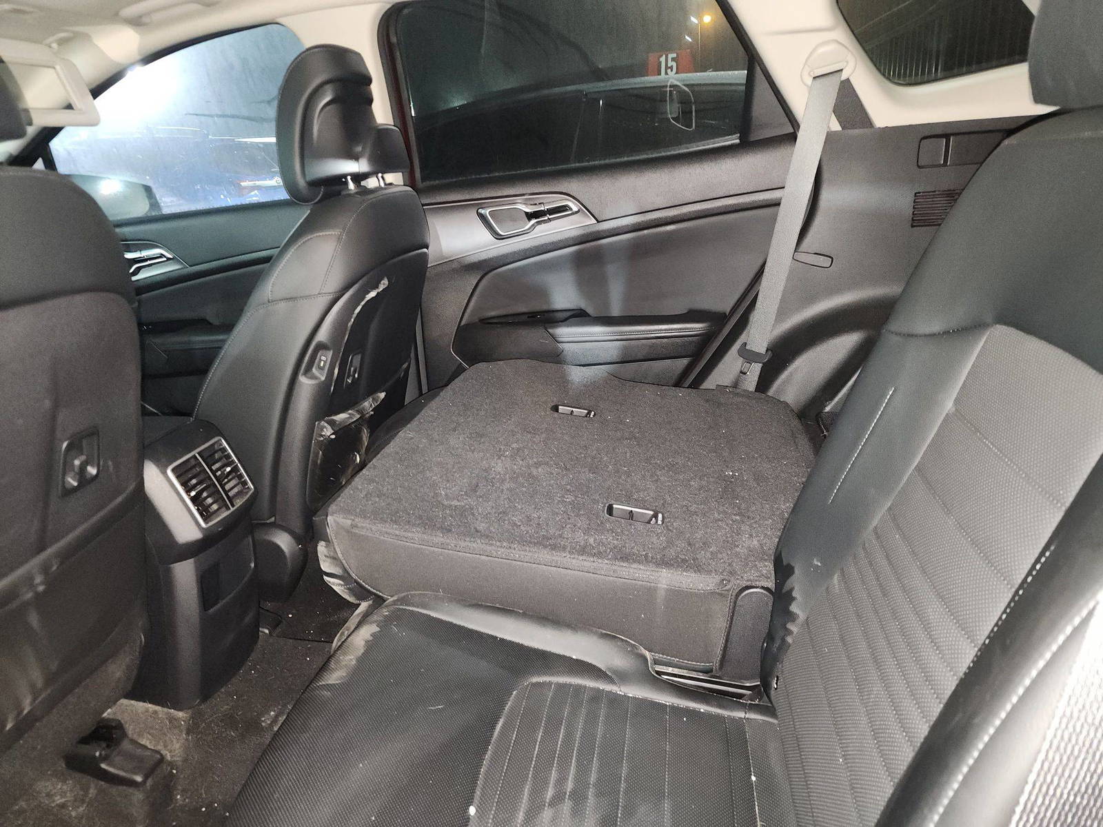 KIA SPORTAGE 2023 - Marhaba Auction Used Cars - Image 7