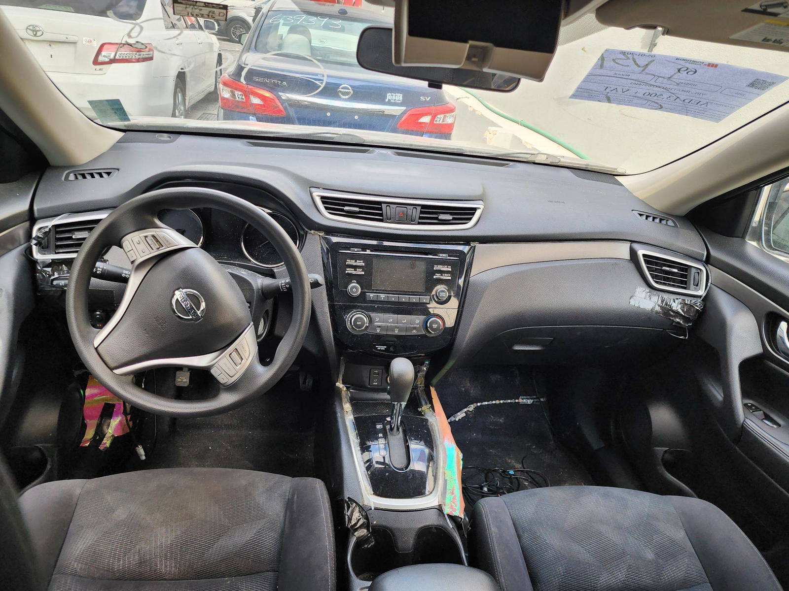 2016 NISSAN ROGUE — 140237 Miles — Lot 14463 — Al Quoz - Marhaba Auctions Used Cars - Image 5