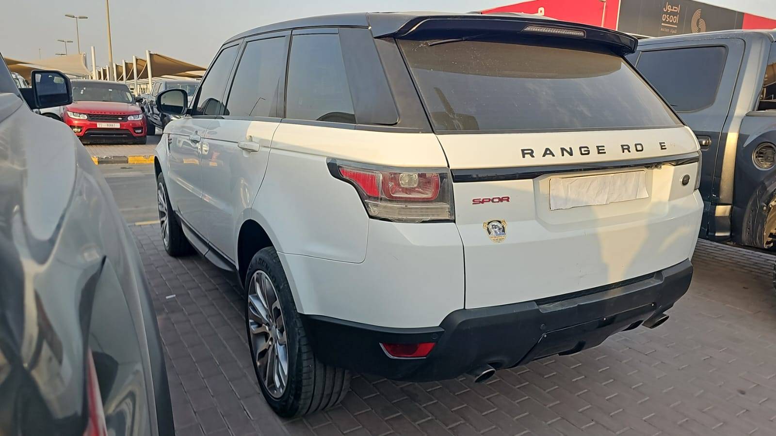 2016 LAND ROVER RANGE ROVER SPORT — 375664 KM — Lot GA106394 — Souq - Marhaba Auctions Used Cars - Image 6