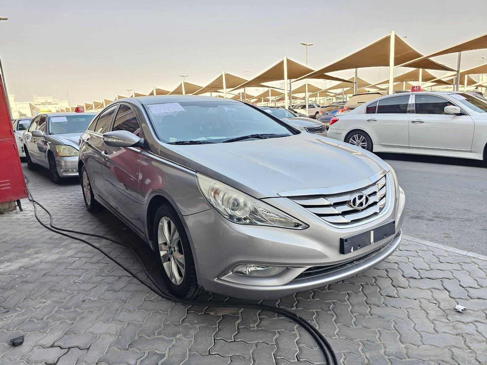 2010 HYUNDAI SONATA — 89969 KM — Lot BAA019307 — Souq - Marhaba Auctions Used Cars - Image 4