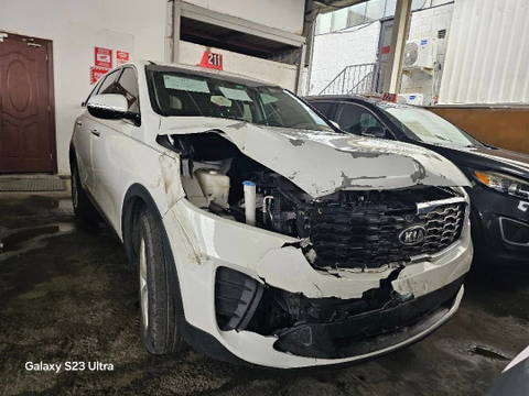2019 KIA SORENTO at Marhaba Auctions