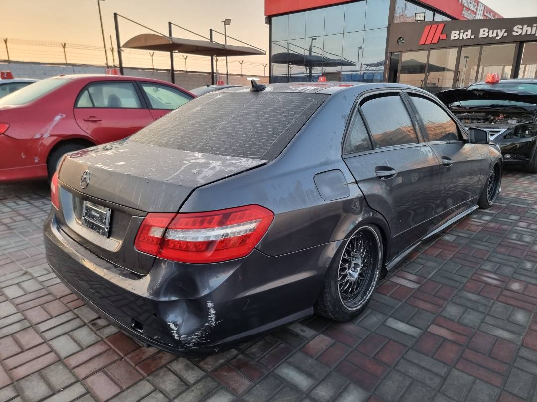 2011 MERCEDES BENZ E 350 — 141018 Miles — Lot 125487 — Ind. 12 - Marhaba Auctions Used Cars - Image 5