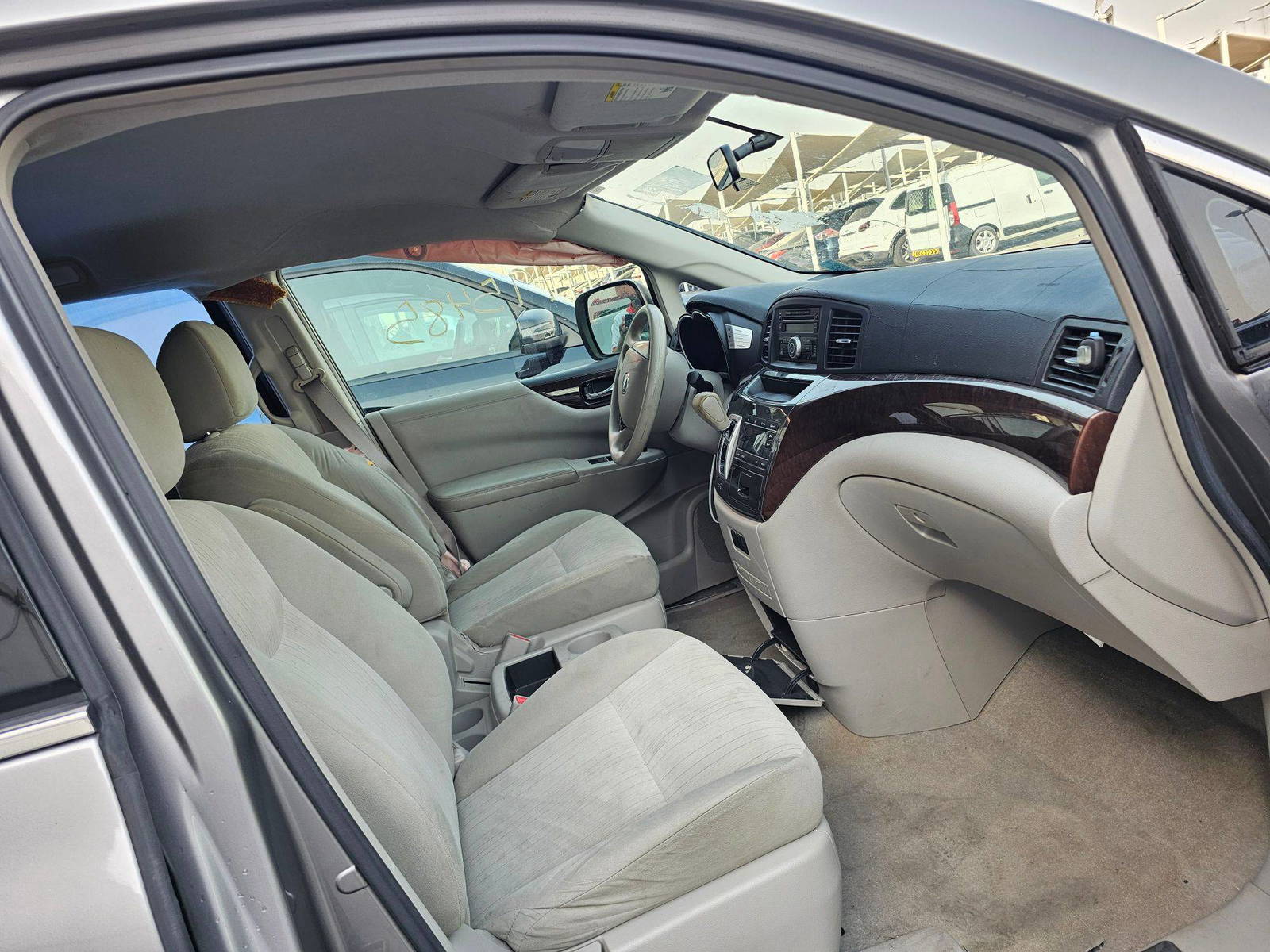 2012 NISSAN QUEST — 195485 Miles — Lot 9031306 — Souq - Marhaba Auctions Used Cars - Image 8