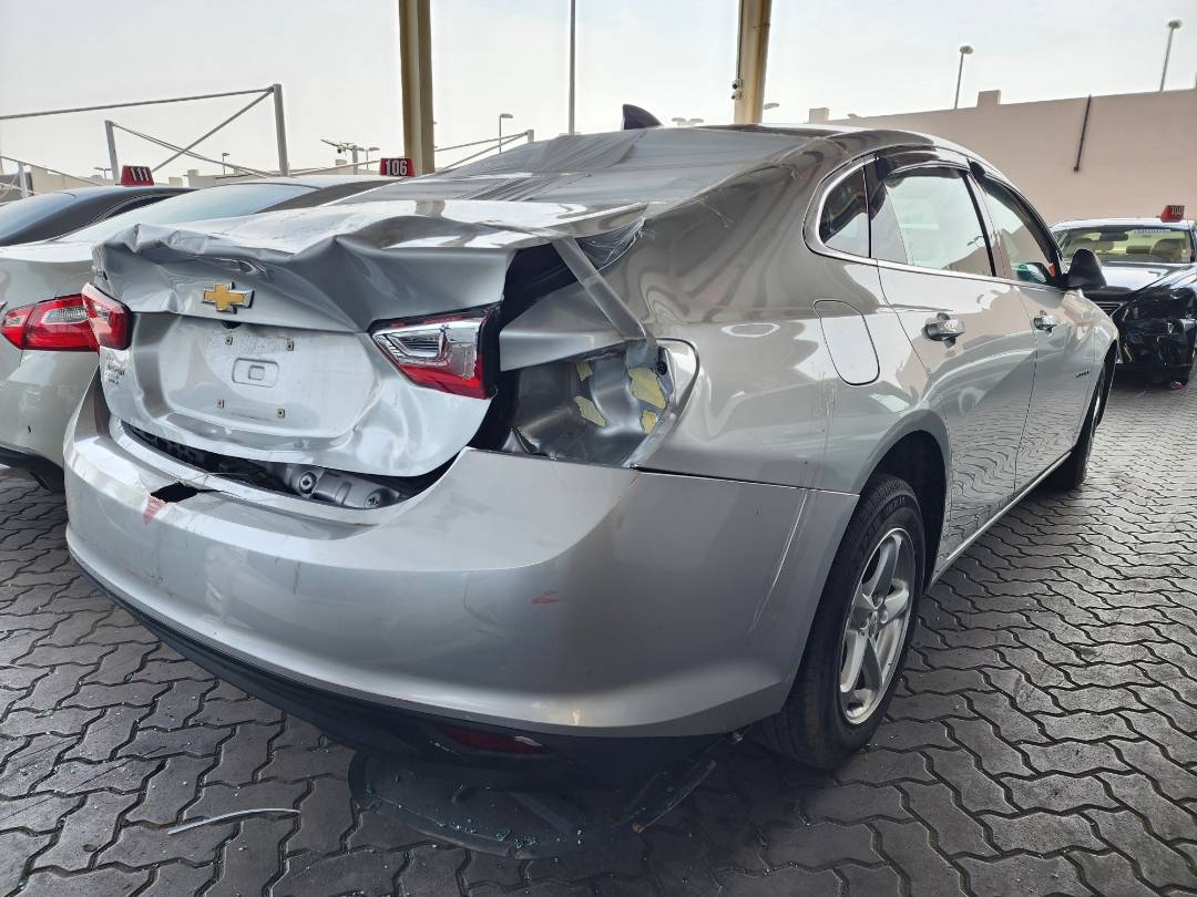 2017 CHEVROLET MALIBU — 85835 Miles — Lot 43874234 — Souq - Marhaba Auctions Used Cars - Image 4
