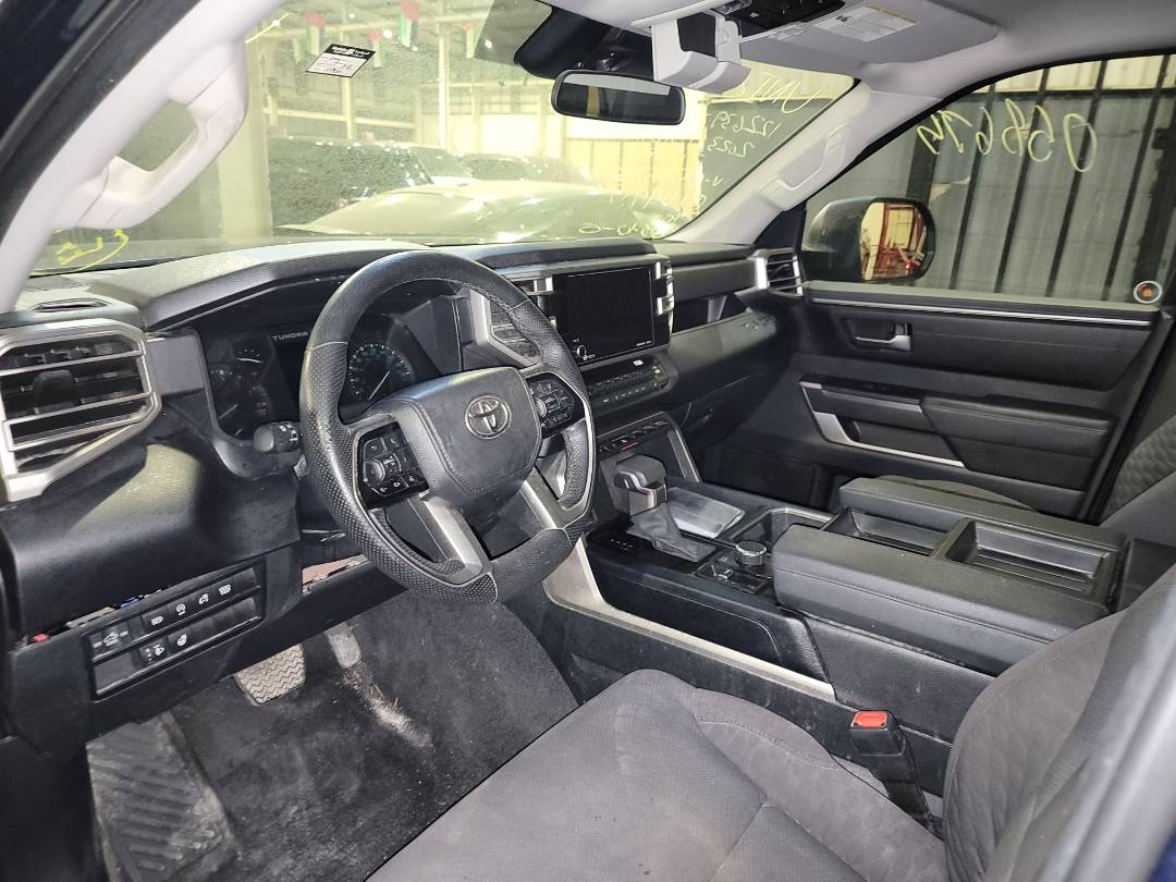 2023 TOYOTA TUNDRA — 114919 KM — Lot 058673 — Main - Marhaba Auctions Used Cars - Image 9