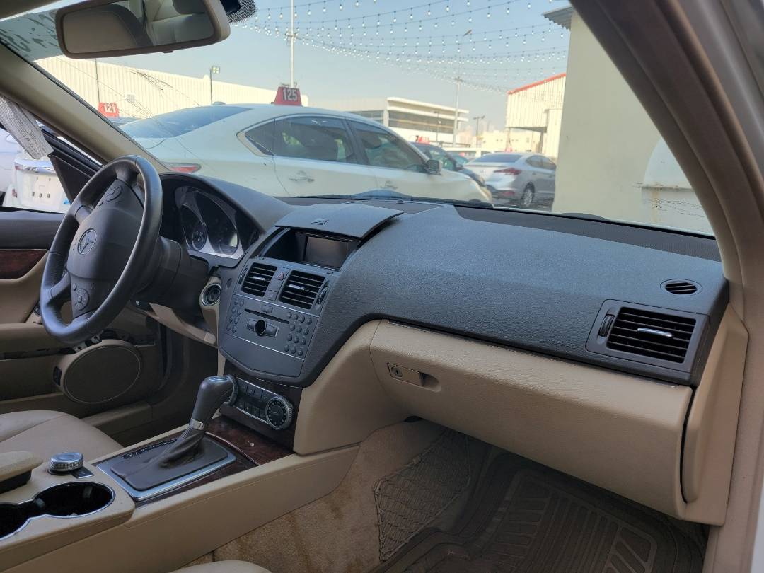 2010 MERCEDES BENZ C300 — 87714 Miles — Lot R099454 - Marhaba Auctions Used Cars - Image 6