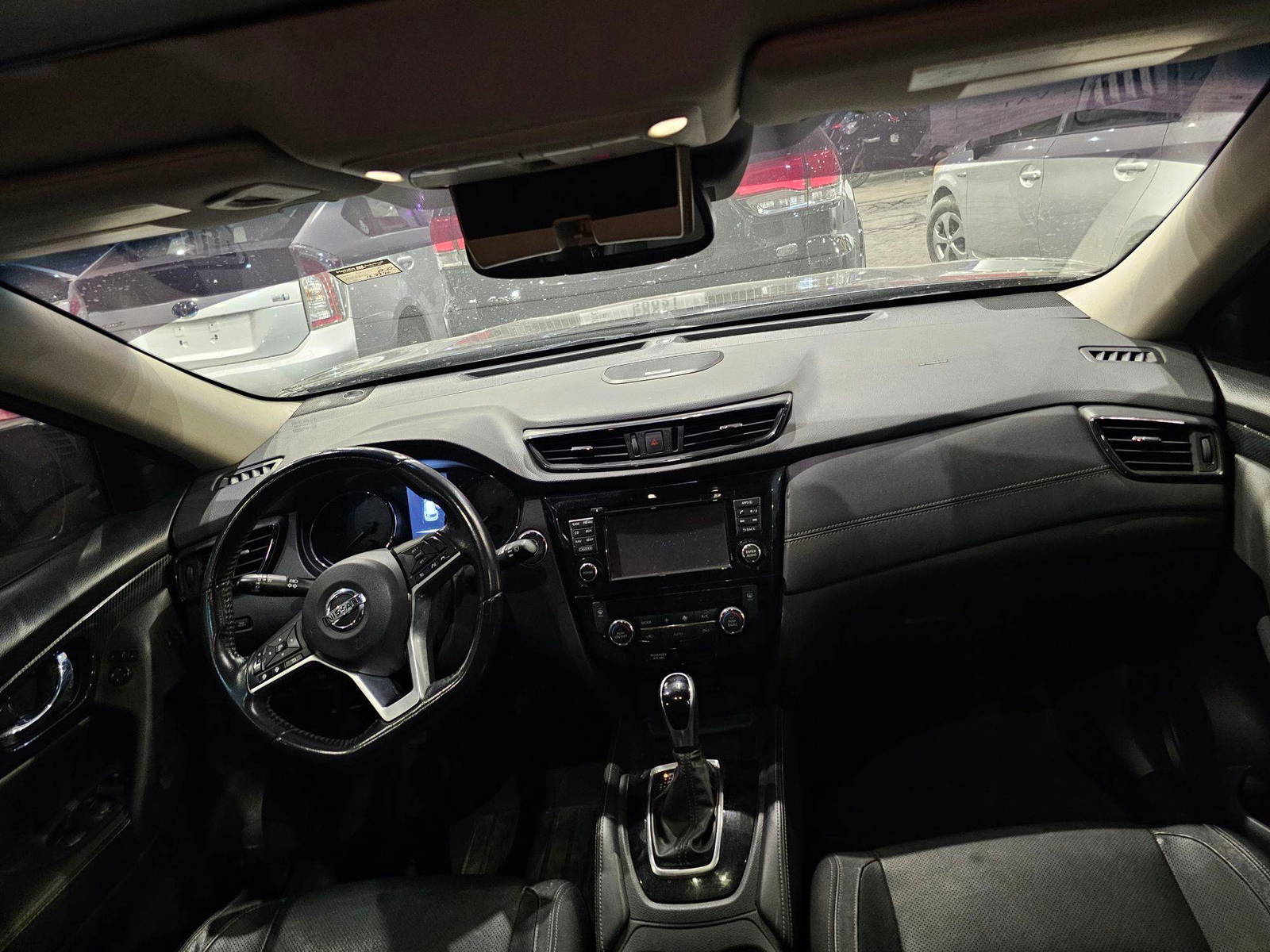2017 NISSAN ROGUE — 167940 Miles — Lot W285619 — Main - Marhaba Auctions Used Cars - Image 8