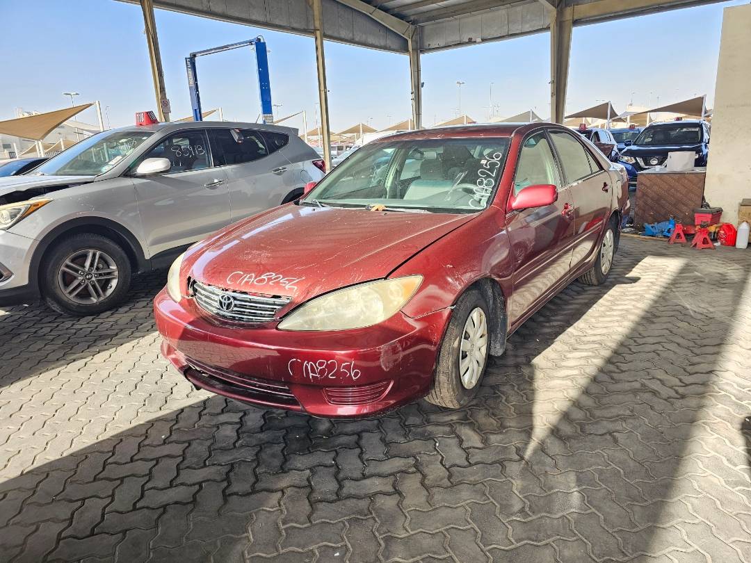 TOYOTA CAMRY
