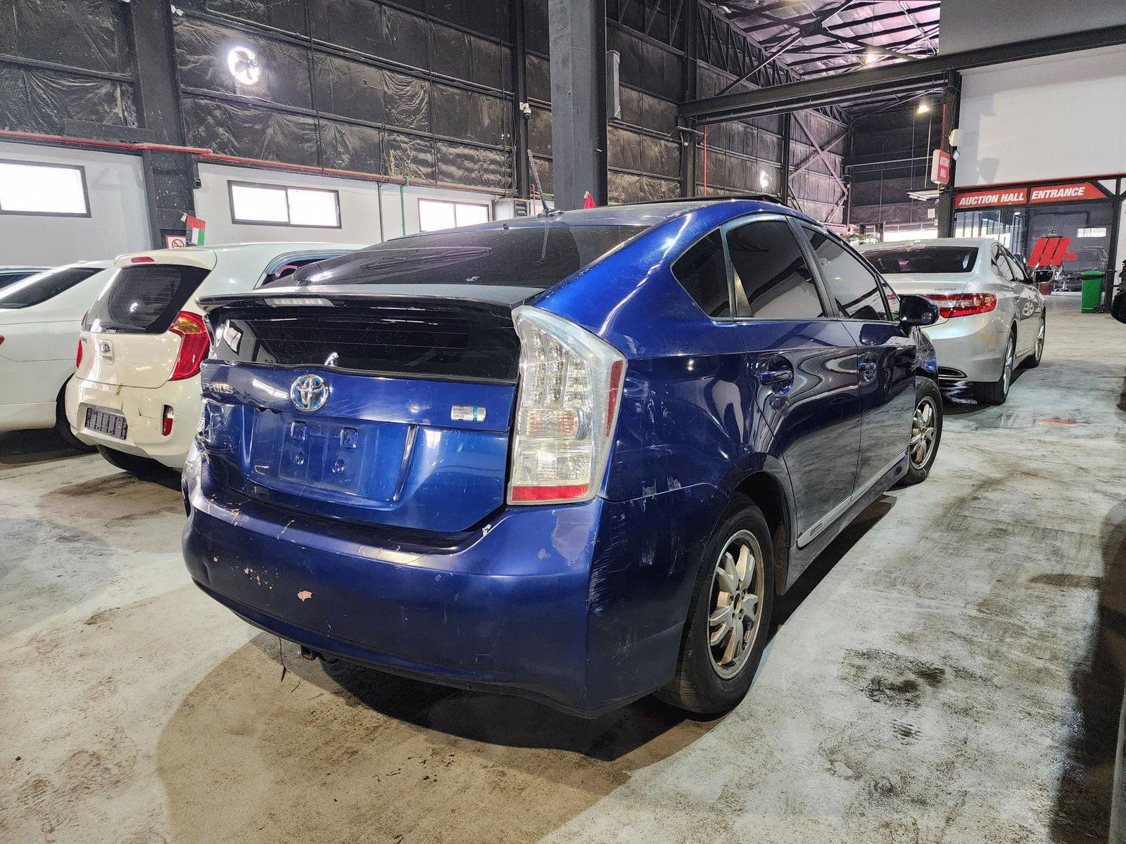 2010 TOYOTA PRIUS — 211573 Miles — Lot 174573 — Main - Marhaba Auctions Used Cars - Image 4