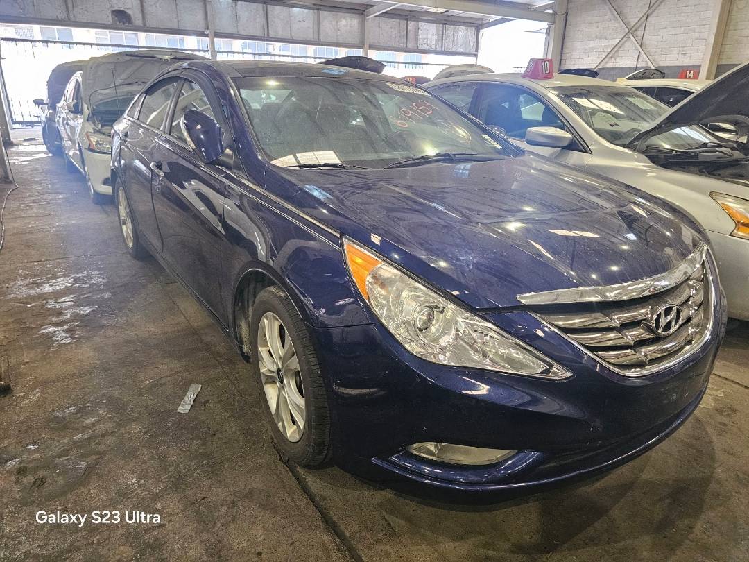 2013 HYUNDAI SONATA — 272532 Miles — Lot XDH619159 — Main - Marhaba Auctions Used Cars - Image 4