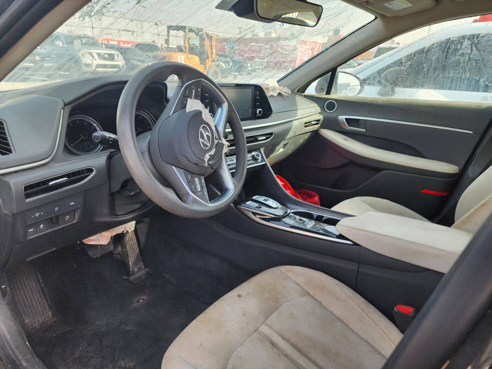 HYUNDAI SONATA 2023 - Marhaba Auction Used Cars - Image 7