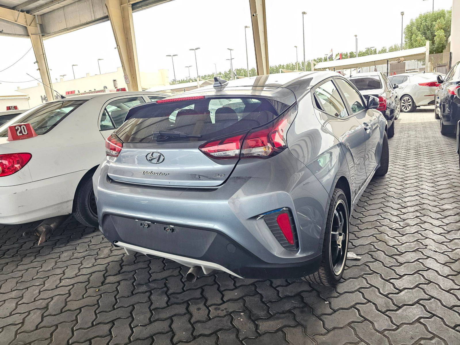 2019 HYUNDAI VELOSTER — 102572 Miles — Lot AF3KU017039 — Souq - Marhaba Auctions Used Cars - Image 3