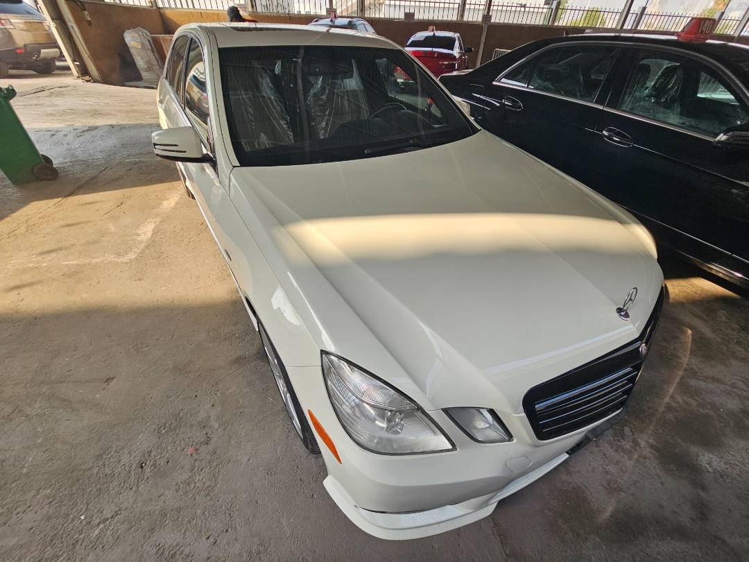 2012 MERCEDES BENZ E 350 — 121945 Miles — Lot CA587963 — Main - Marhaba Auctions Used Cars - Image 4