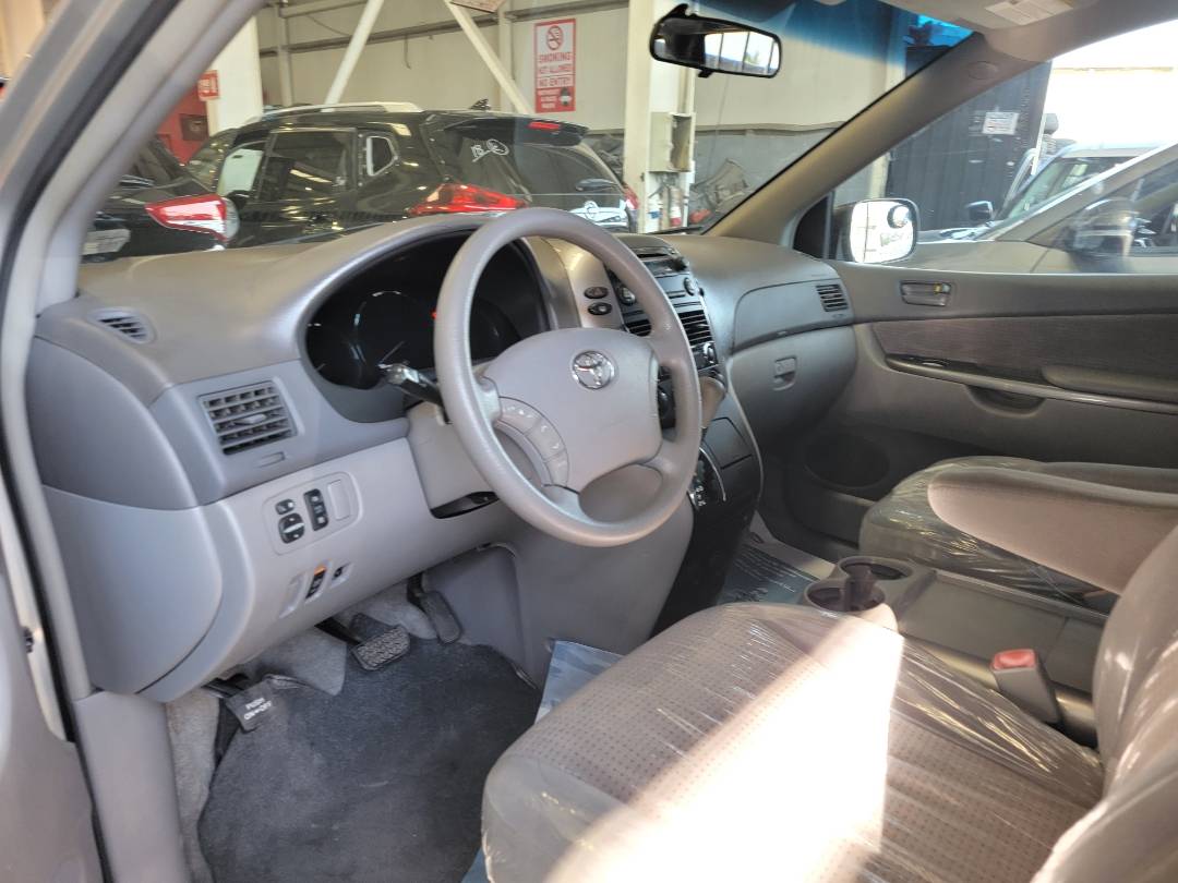 TOYOTA SIENNA 2006 - Marhaba Auction Used Cars - Image 6