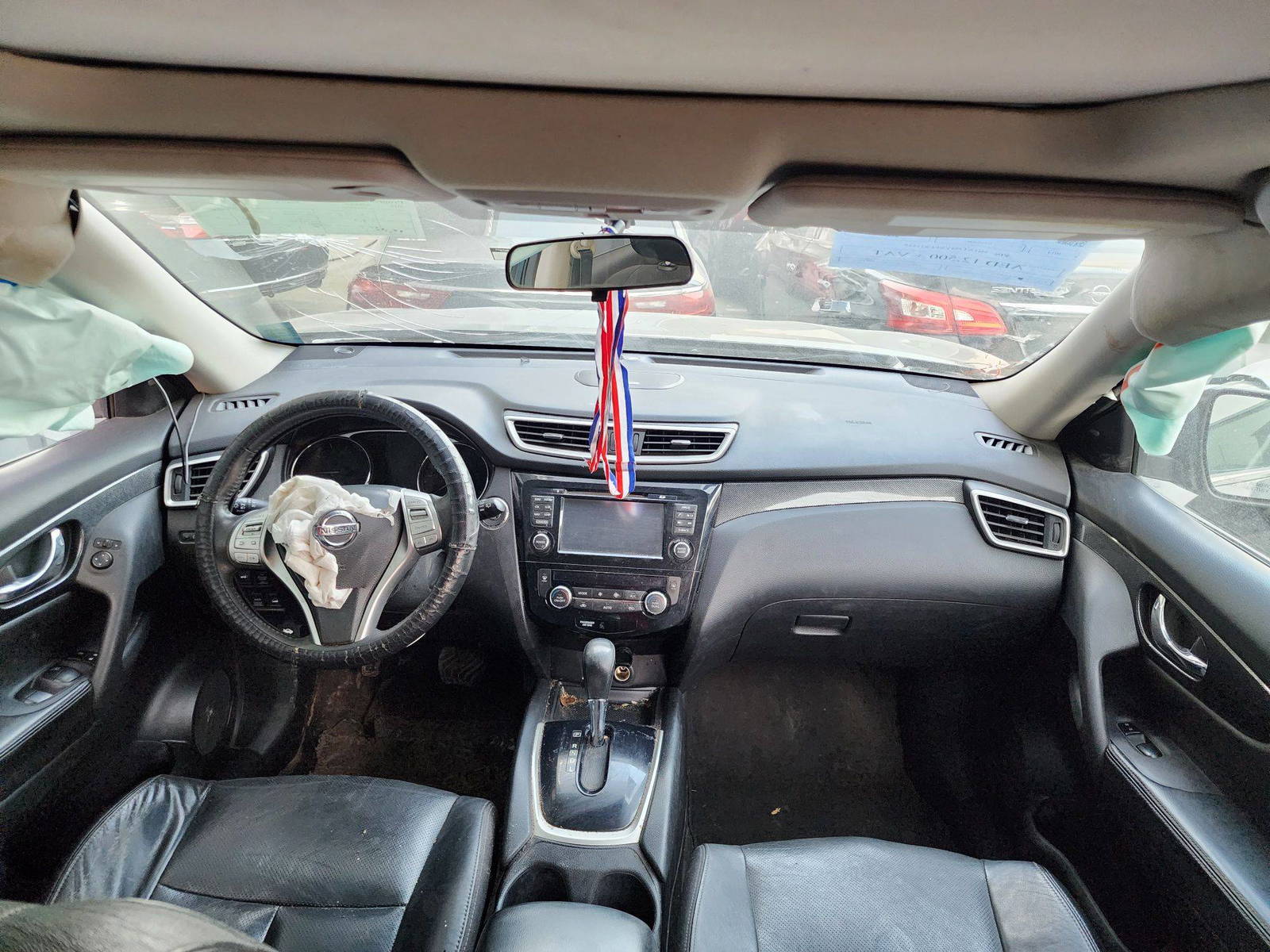 2014 NISSAN ROGUE — 154455 Miles — Lot XEC827535 — Al Quoz - Marhaba Auctions Used Cars - Image 8