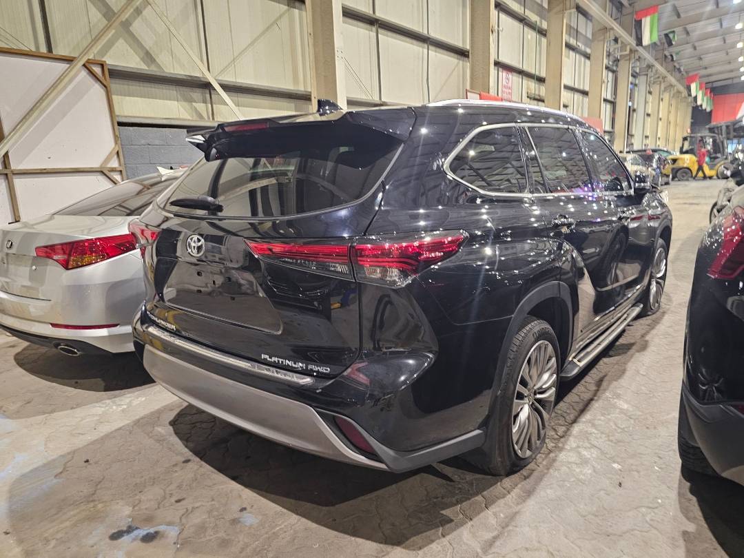 2022 TOYOTA HIGHLANDER — 35152 KM — Lot 55898385 — Main - Marhaba Auctions Used Cars - Image 4