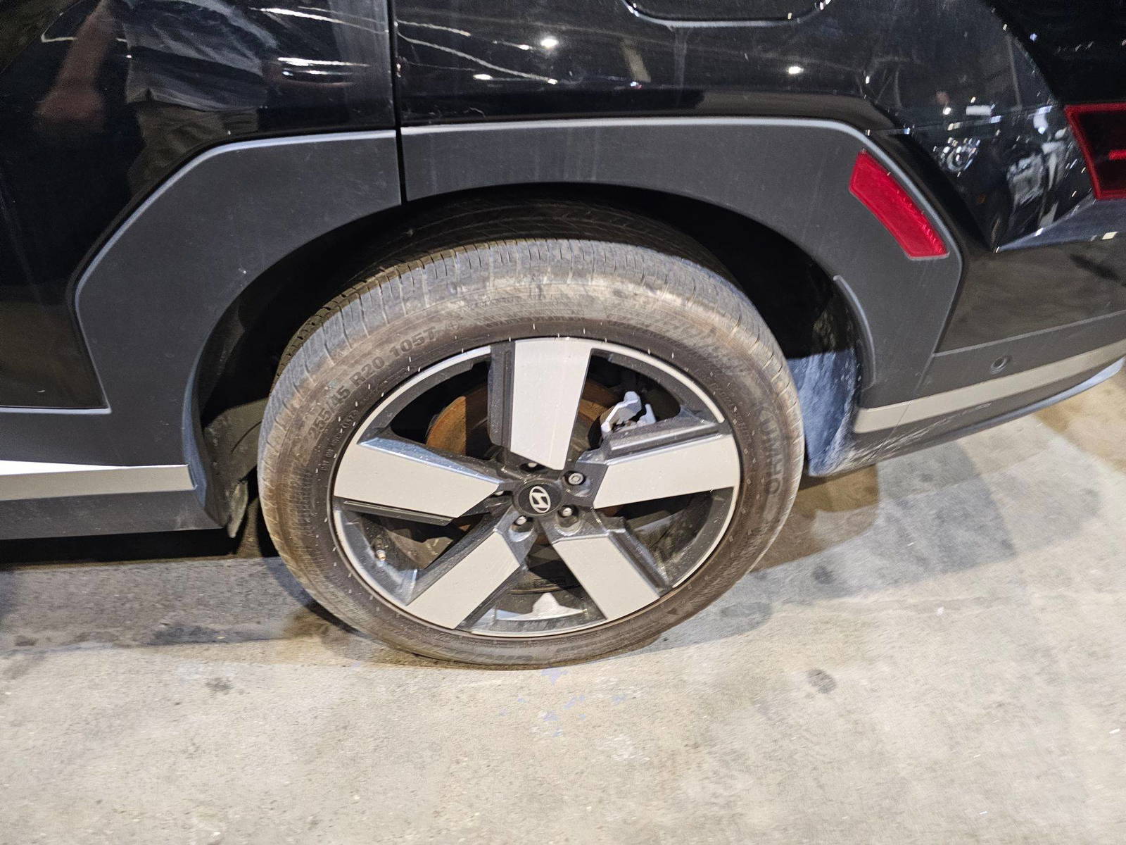 HYUNDAI SANTA FE LIMITED 2024 - Marhaba Auction Used Cars - Image 6