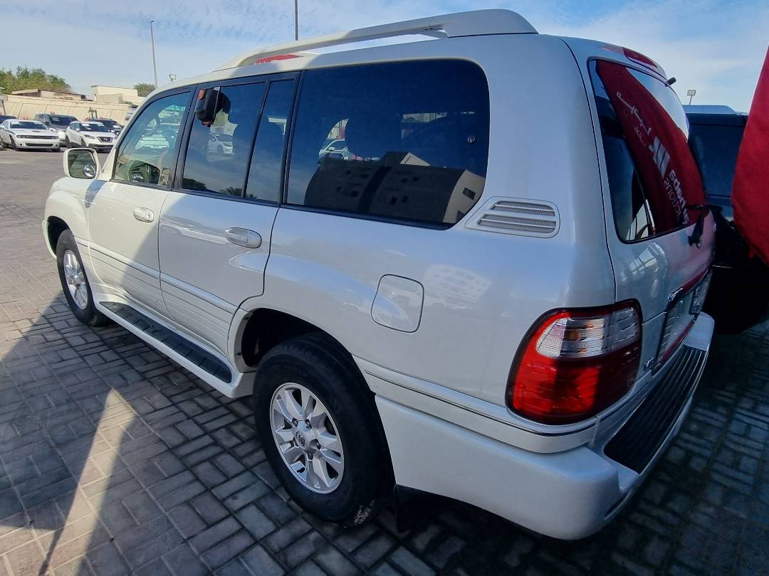 LEXUS LX 470 2005 - Marhaba Auction Used Cars - Image 4